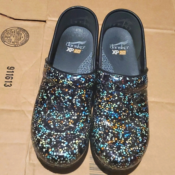 Womens Dansko pooke dot leather comfort clogs shoes sz 38 - Picture 2 of 6